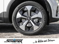Neu Volvo XC40 Plus 163 PS (119 kW) 2025 Weiß SUV