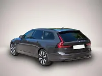 Gebraucht Volvo V90 Plus 455 PS (334 kW) 2025 Manufacturer Kombi