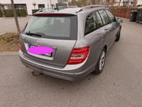 Gebraucht Mercedes C180 156 PS (114 kW) 2014 Silber Kombi