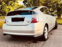 Gebraucht Toyota Prius 111 PS (81 kW) 2005 Silber Kleinwagen
