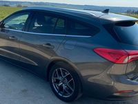 Gebraucht Ford Focus 125 PS (91 kW) 2019 Grau Kombi