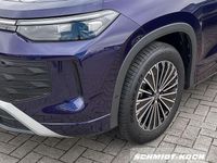 Gebraucht VW Tayron Life 150 PS (110 kW) 2025 Ultramarinblau (violett) SUV