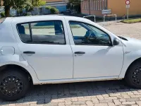 Gebraucht Dacia Sandero 75 PS (55 kW) 2011 Weiß Limousine
