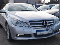 Gebraucht Mercedes E250 Avantgarde 204 PS (150 kW) 2010 Silber Coupé