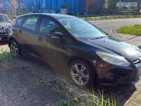 Begagnad Ford Focus 101 HK (74 kW) 2014 Svart Sedan