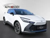 Gebraucht Toyota C-HR 140 PS (102 kW) 2025 Super white 2 (040)/ black (20 SUV