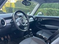 Usata Mini Cooper 120 CV (88 kW) 2008 Argento Utilitaria