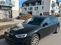 Gebraucht Audi A4 Business 130 PS (95 kW) 2022 Schwarz Kombi