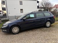 Gebraucht VW Passat 122 PS (89 kW) 2012 Blau Kombi