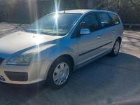 Gebraucht Ford Focus 110 PS (80 kW) 2006 Silber Limousine