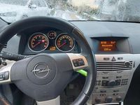 Gebraucht Opel Astra GTC 105 PS (77 kW) 2007 Silber Coupé