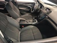 Gebraucht Opel Insignia 140 PS (102 kW) 2012 Limousine