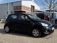 Gebraucht Hyundai i10 Classic 67 PS (49 kW) 2015 Schwarz Kleinwagen