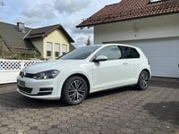 Gebraucht VW Golf VII Allstar 86 PS (63 kW) 2016 Weiß Limousine