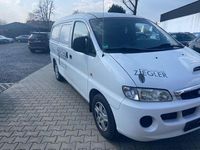 Gebraucht Hyundai H-1 101 PS (74 kW) 2003 Weiß Van / Kleinbus
