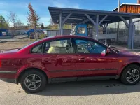 Gebraucht VW Passat 101 PS (74 kW) 1997 Rot Limousine