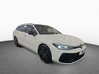 Gebraucht VW Passat R-line 193 PS (141 kW) 2026 Pure white uni / grenadillschw Kombi