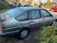 Second-hand VW Passat 90 CP (66 kW) 1988 Hatchback