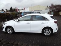 Gebraucht Kia Ceed Vision 136 PS (100 kW) 2020 Weiß Kleinwagen