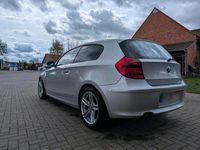 Gebraucht BMW 116 122 PS (89 kW) 2008 Silber Kleinwagen