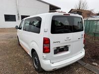 Second-hand Citroën Jumpy 102 CP (75 kW) 2019 Alb Monovolum