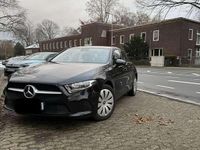 Gebraucht Mercedes A250 160 PS (117 kW) 2022 Schwarz Limousine