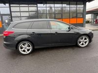 Gebraucht Ford Focus Titanium 120 PS (88 kW) 2015 Schwarz Kombi