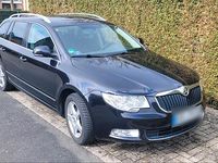 Gebraucht Skoda Superb 140 PS (102 kW) 2012 Schwarz Kombi