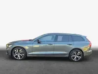 Gebraucht Volvo V60 145 PS (106 kW) 2025 Kombi