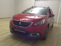 Gebraucht Peugeot 2008 110 PS (80 kW) 2018 Rot SUV