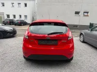 Gebraucht Ford Fiesta Trend 80 PS (58 kW) 2013 Rot Kleinwagen
