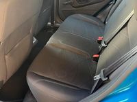Gebraucht Ford Fiesta 80 PS (58 kW) 2014 Blau Kleinwagen