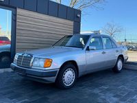 Gebraucht Mercedes E230 1991 Silber Limousine