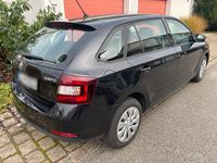 Gebraucht Skoda Rapid 95 PS (69 kW) 2018 Schwarz Kombi