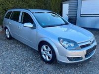 Gebraucht Opel Astra Edition 125 PS (91 kW) 2005 Silber Kombi