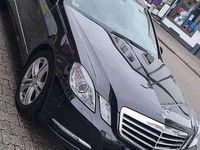 Gebraucht Mercedes E220 Avantgarde 170 PS (125 kW) 2012 Limousine