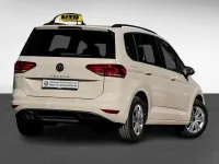 Neu VW Touran Edition 150 PS (110 kW) 2026 Pure white uni Van / Kleinbus