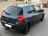 Gebraucht Renault Clio III 88 PS (64 kW) 2007 Schwarz Limousine