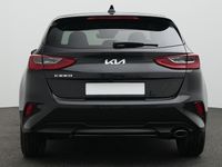 Gebraucht Kia Ceed 140 PS (102 kW) 2025 Zilinaschwarz metall Kleinwagen
