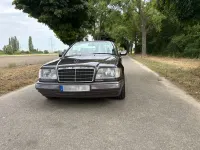 Gebraucht Mercedes E220 150 PS (110 kW) 1994 Braun Cabrio