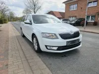 Usata Skoda Octavia Style 110 CV (80 kW) 2016 Bianco Utilitaria