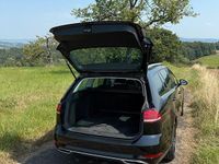 Gebraucht VW Golf VII Highline 150 PS (110 kW) 2018 Schwarz Kombi
