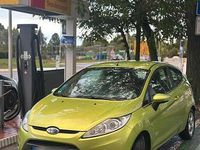 Gebraucht Ford Fiesta 95 PS (69 kW) 2010 Andere farben Kleinwagen
