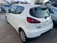 Gebraucht Mitsubishi Colt Motion 75 PS (55 kW) 2011 Weiß Kleinwagen