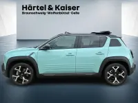 Neu Renault 4 E-Tech Komfort 11 kW (15 PS) 2025 Hautsdefrance grün mit schwarzem dach (grün) SUV