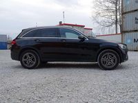 Gebraucht Mercedes GLC300 194 PS (142 kW) 2022 Ung. schwarz  unilack SUV