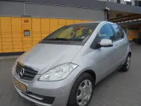 Gebraucht Mercedes A180 Elegance 116 PS (85 kW) 2010 Silber Limousine