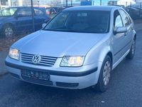 Usata VW Bora Basis 101 CV (74 kW) 2000 Argento Berlina