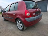 Gebraucht Renault Clio II 75 PS (55 kW) 2003 Rot Kleinwagen