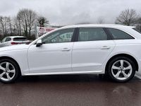 Gebraucht Audi A4 Sport 163 PS (119 kW) 2022 Weiß Kombi